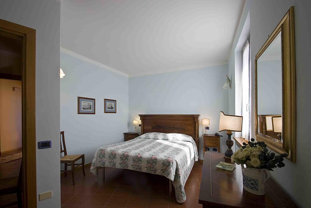 Albergo Villa Cristina Spoleto Bagian luar foto