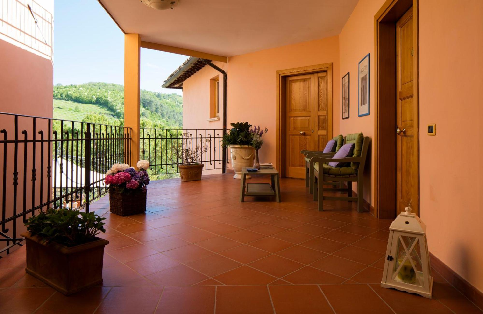 Albergo Villa Cristina Spoleto Bagian luar foto
