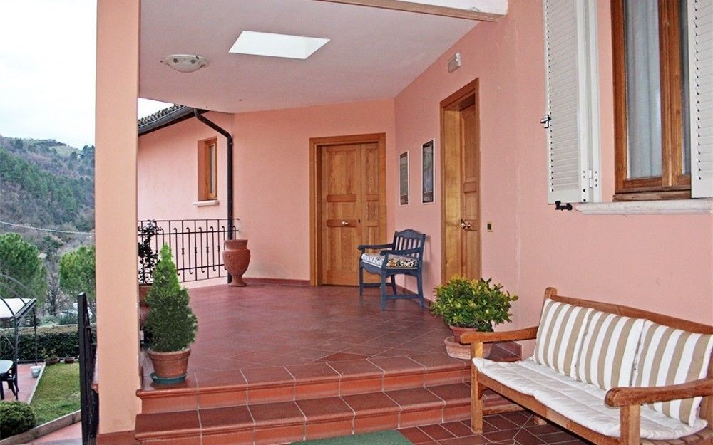 Albergo Villa Cristina Spoleto Bagian luar foto