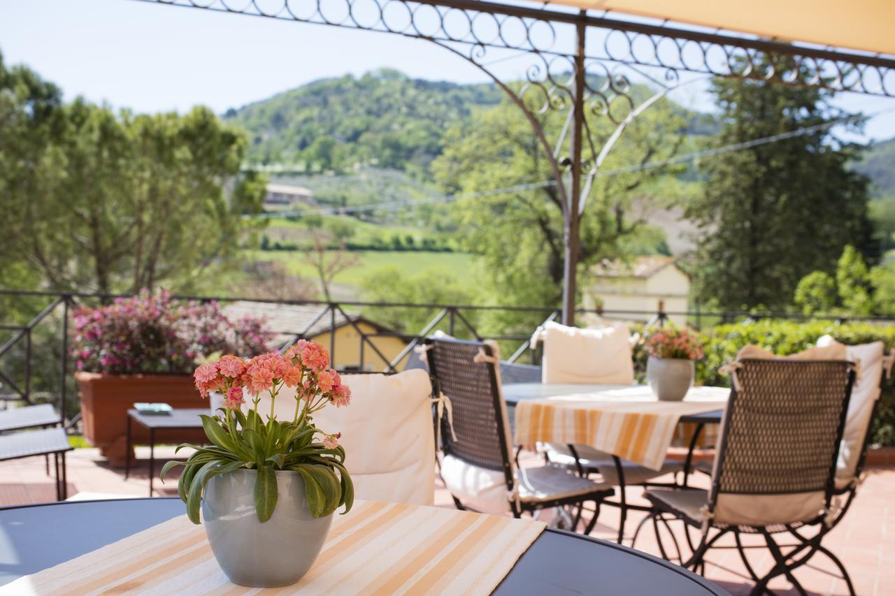 Albergo Villa Cristina Spoleto Bagian luar foto